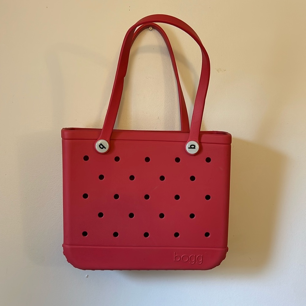 Red Bogg bag